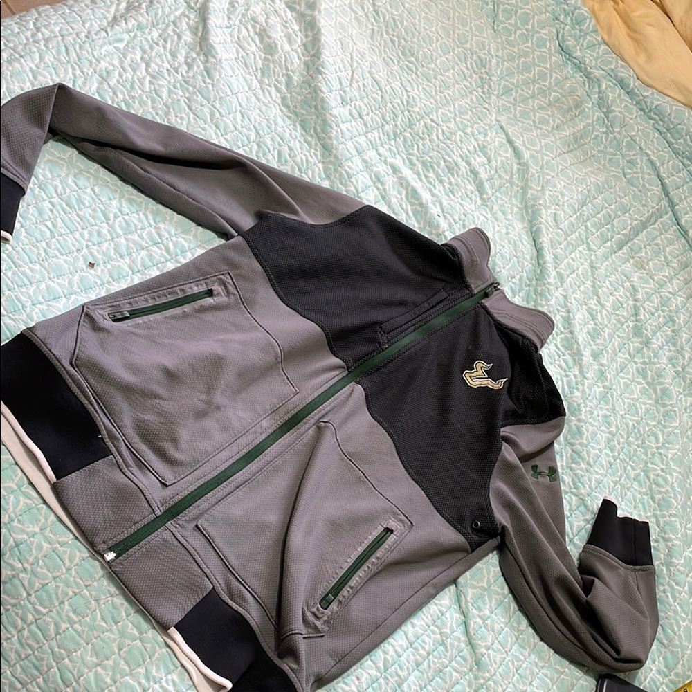 USF go bulls  under Armour athletic jacket